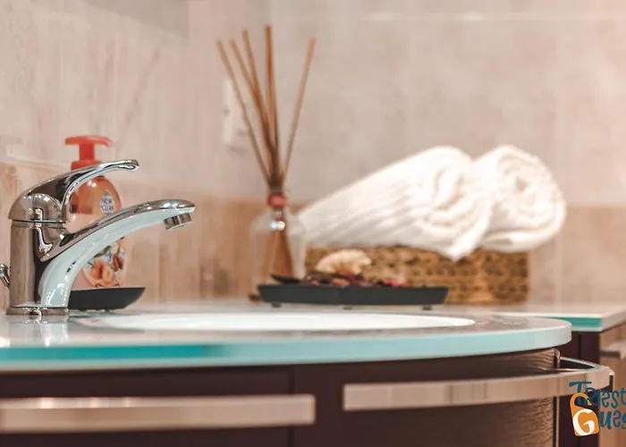 The House Of Joy - Luminoso - Clima - Balcone Apartmán